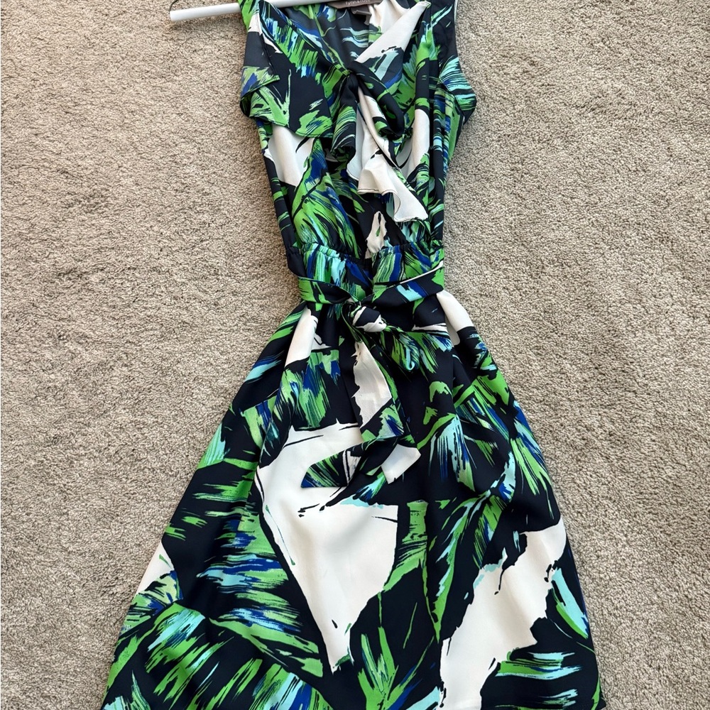 Elegant Tropical Leaf Print Maxi Dress